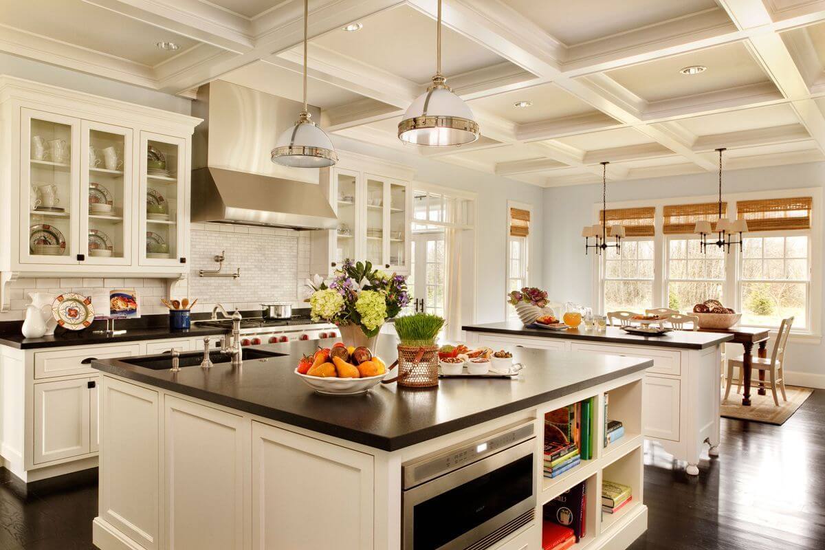 Trancendent Camellia Court Residence by Garrison Hullinger Interior Design