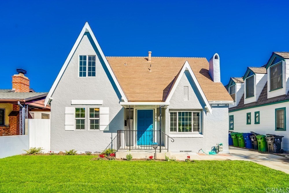 4 Bedroom, 3 Bathroom Cottage-style Home Near the Heart of Culver City