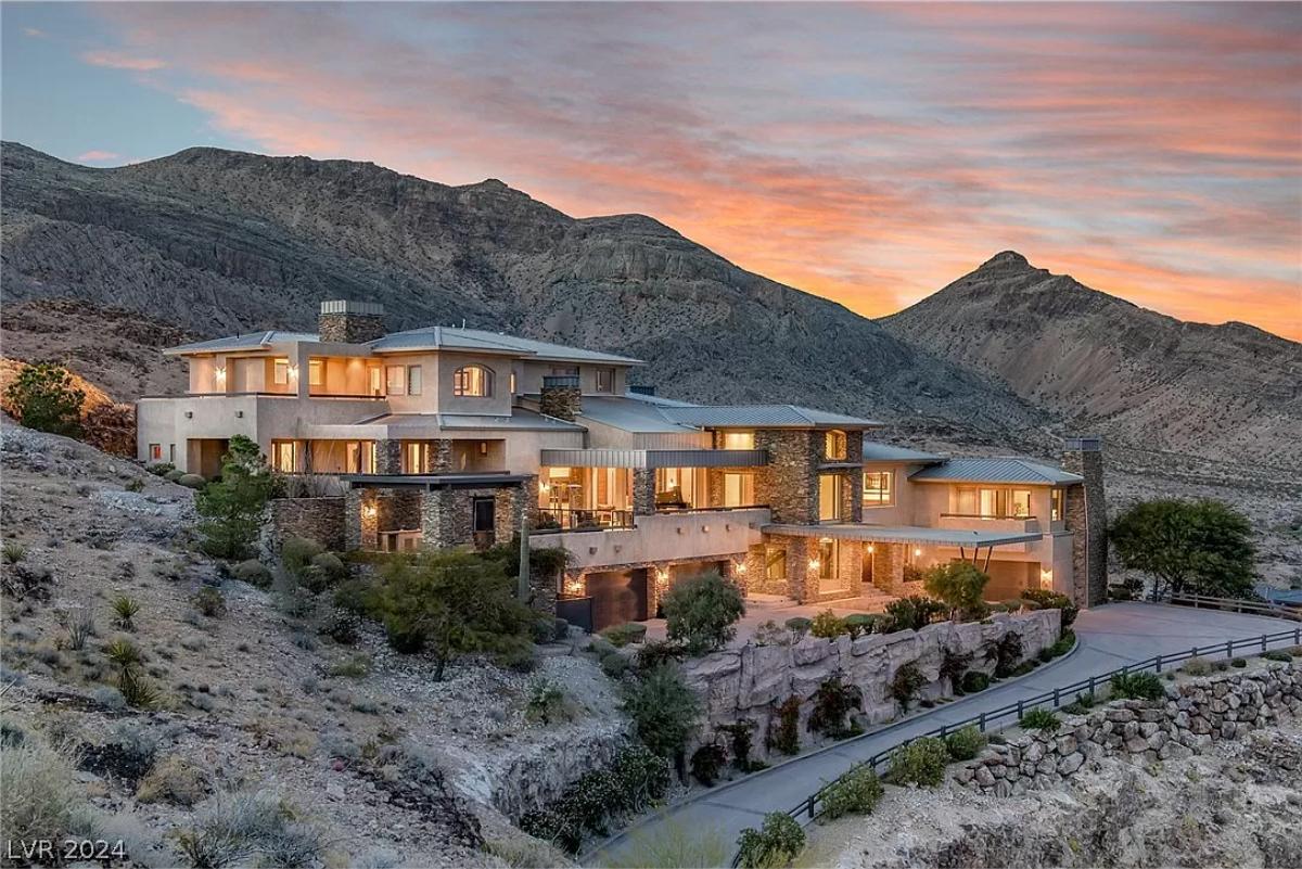 13,085 Sq. Ft. Mansion in Las Vegas, NV ($21,450,000)