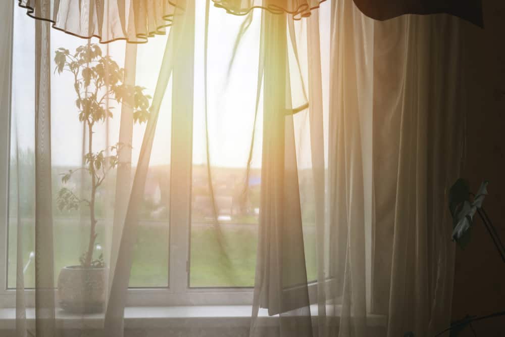 What is a Window Scarf?
