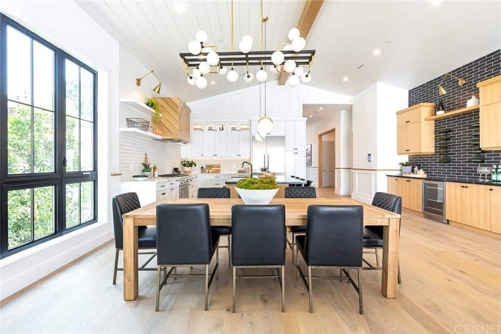 Single-Story Modern Farmhouse in Marina Del Rey
