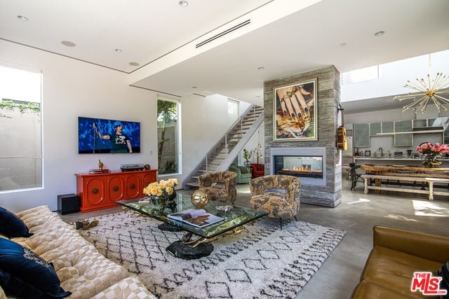 Architectural Stunner in Venice, CA with Eclectic Interior