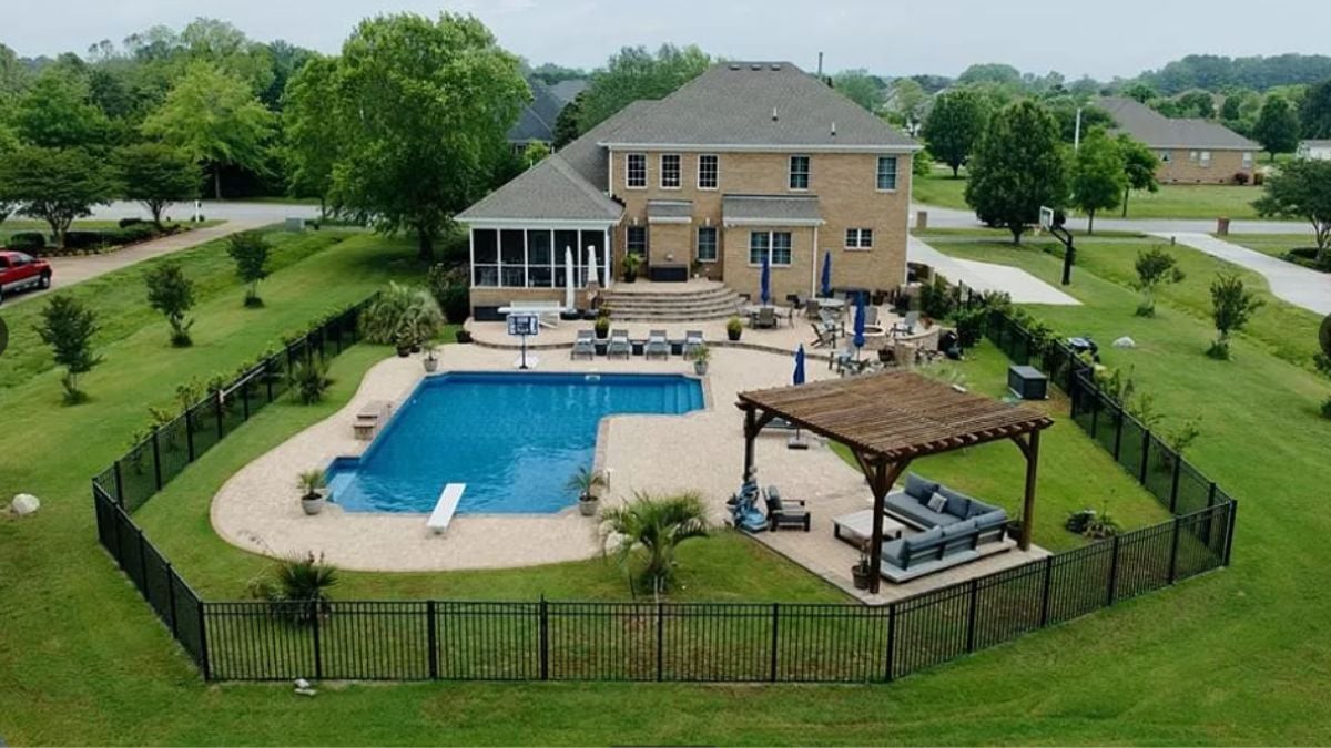 5-Bedroom Transitional Single Family Home (3,500 Sq. Ft. Floor Plan)