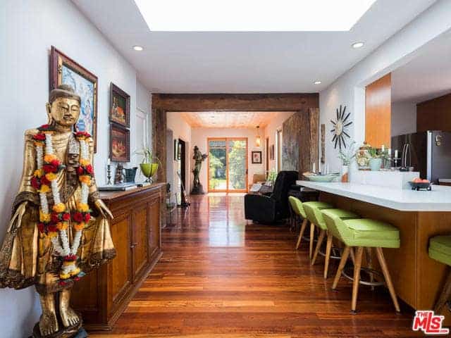 Unique Home in Mar Vista Hill Influenced by Sri Lankan Architect Geoffrey Bawa