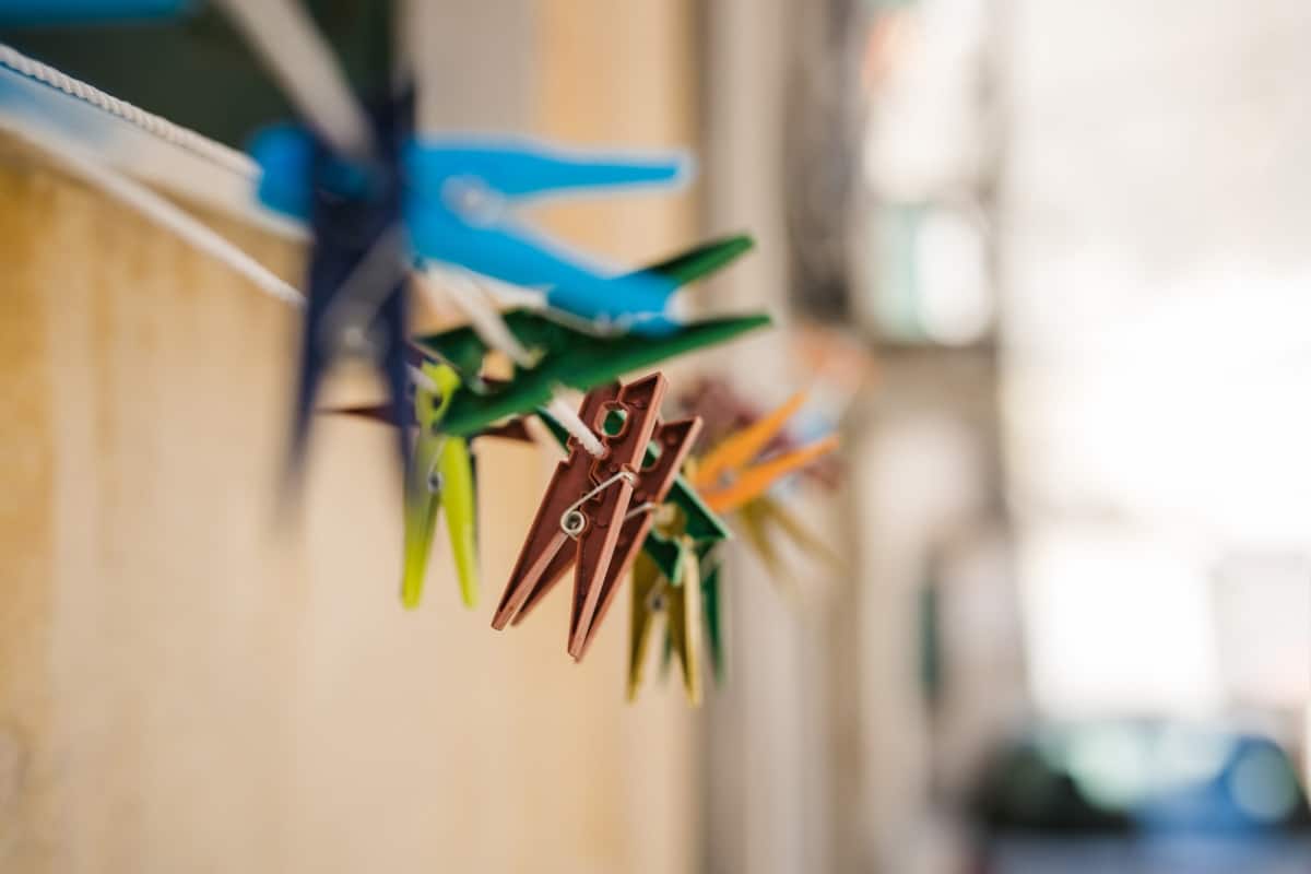 17 Different Types of Clothes Line Pins and Clips