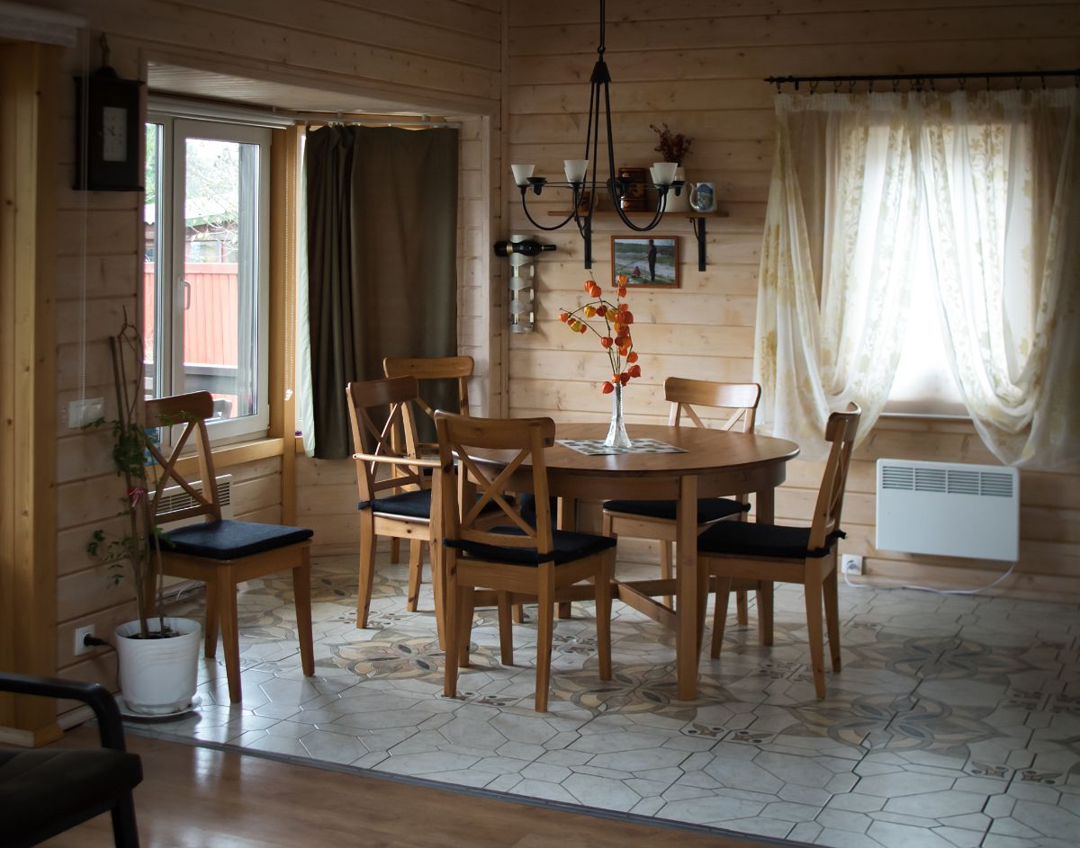 12 Classic Country Dining Room Inspirations