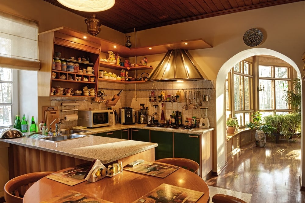3 Country Style Homes – Exterior and Interior Examples & Ideas (Photos)