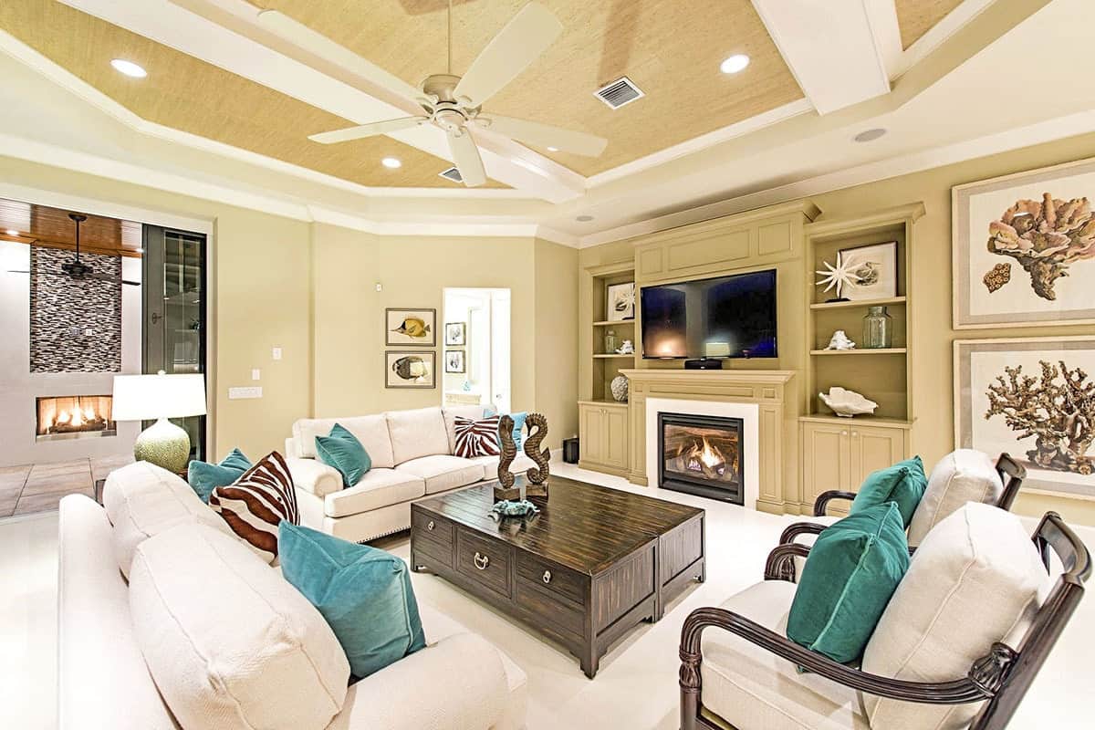 Exclusive Vacation Home with a Golf Cart Area in Garage