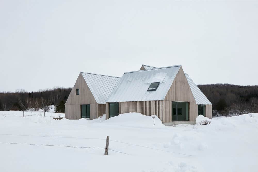 Hatley House by Pelletier de Fontenay and François Abbott