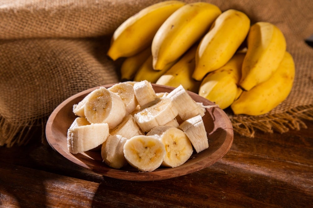 How to Store Bananas