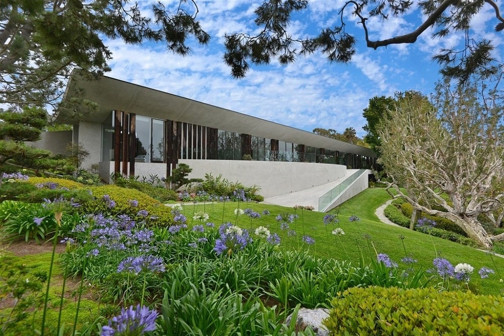 La Jolla’s Ultra-Contemporary Brush Stroke House