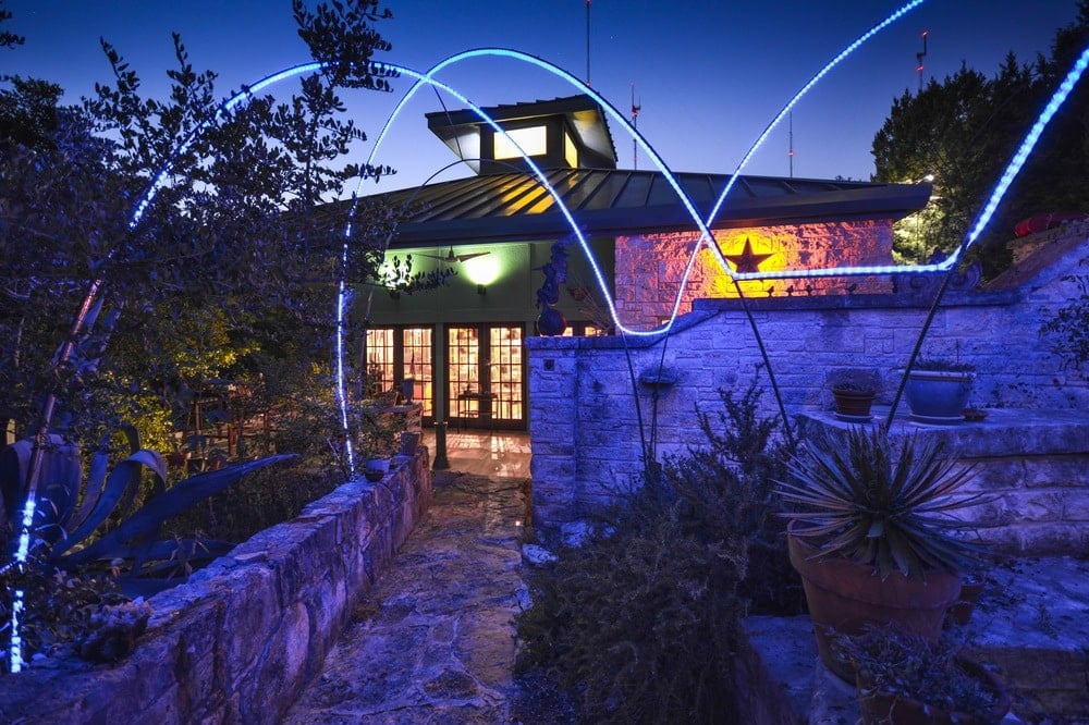Contemporary Home Pops with Colorful Lights and Water Scenery
