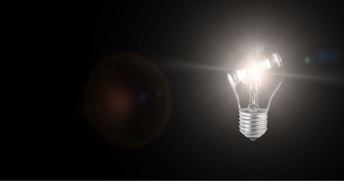 Detailed History of LED Lights (When Invented? Who Invented? More)
