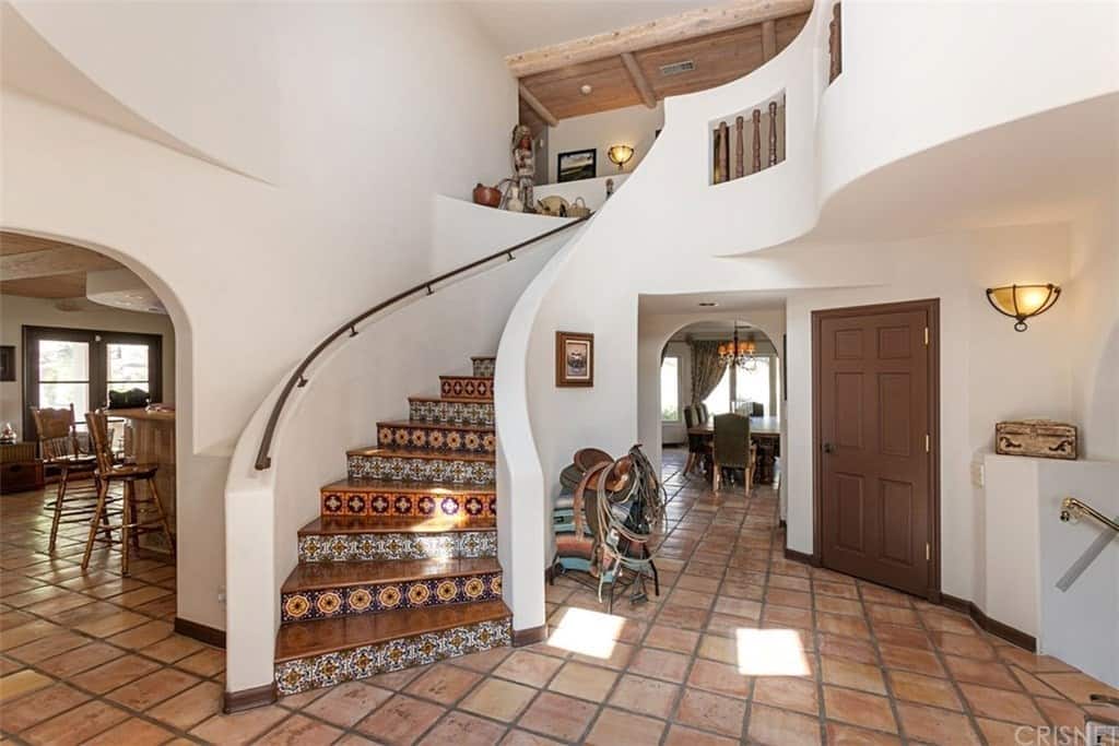 57 Southwestern Style Foyer Ideas (Photos)