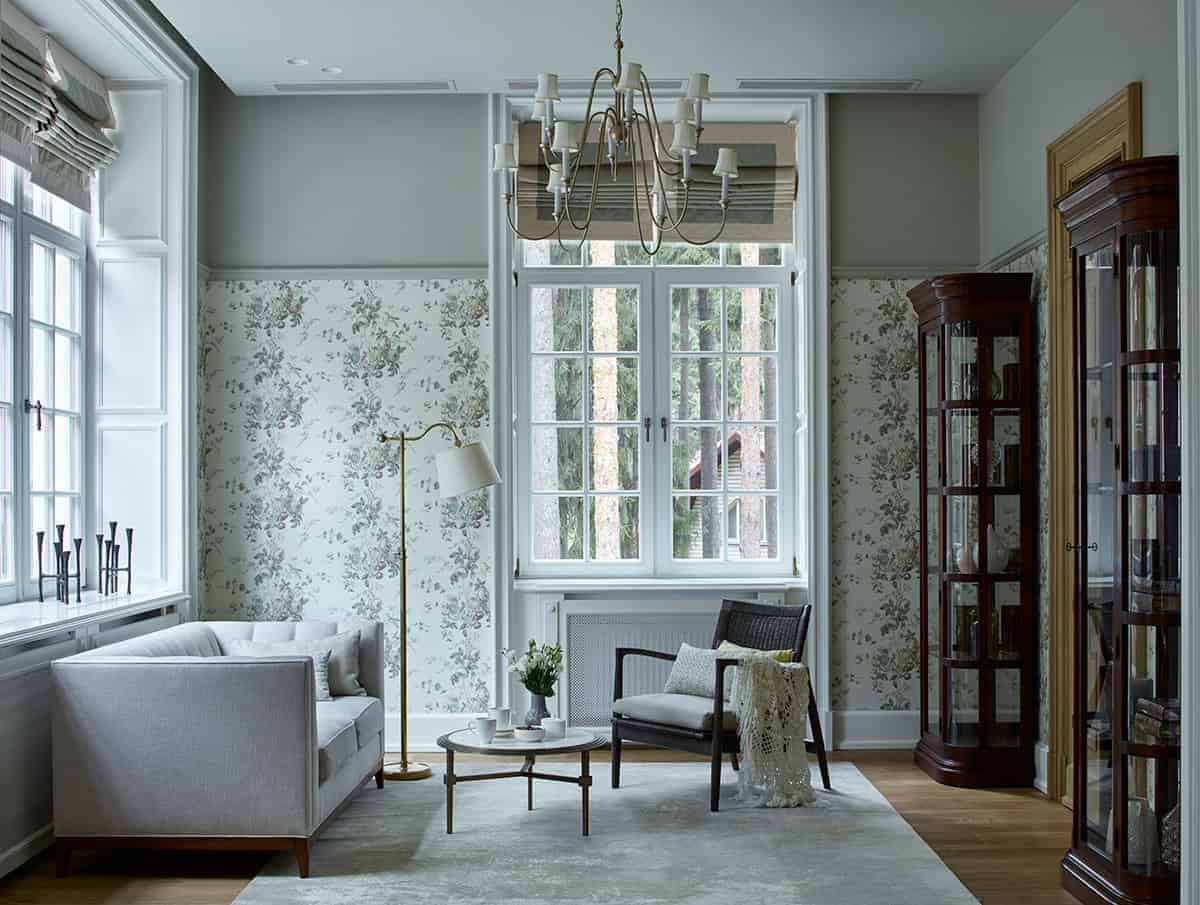 15 Traditional Style Homes – Exterior and Interior Examples & Ideas (Photos)