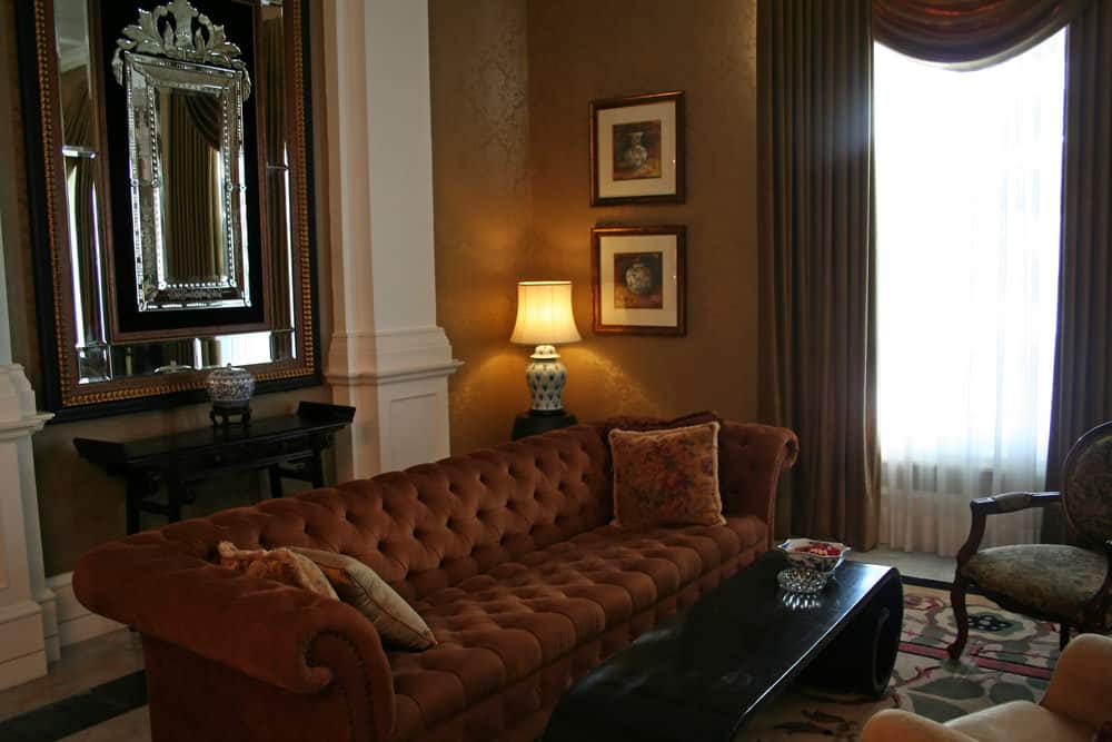 This is a Victorian era living room home décor.